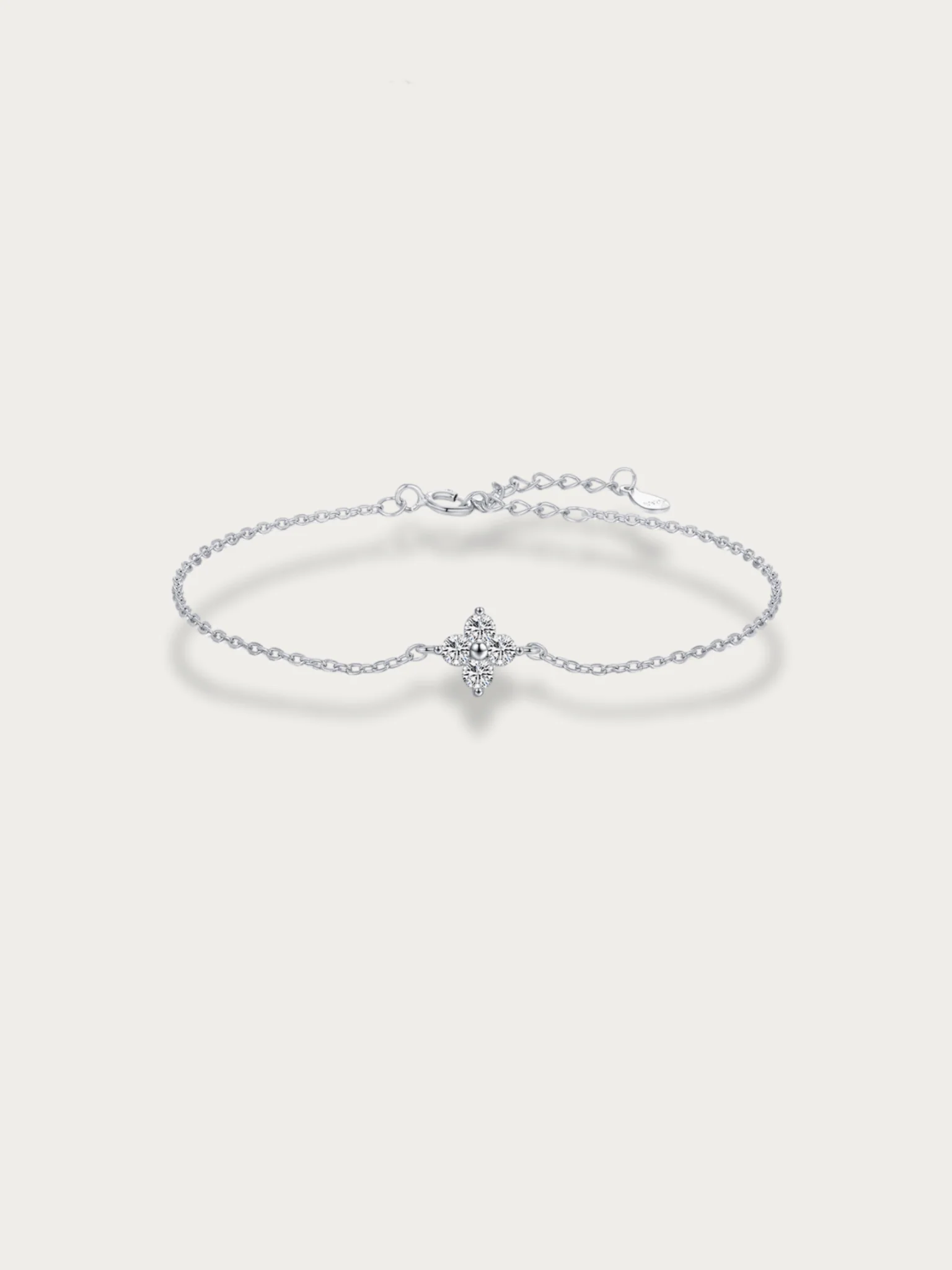 Asteria Petite Clover Glow Bracelet