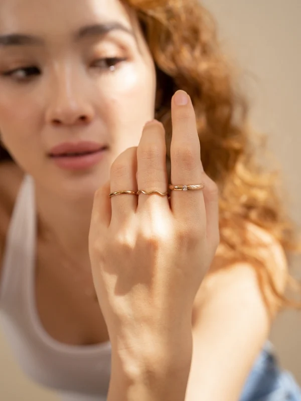 Linea Band Ring - Image 2